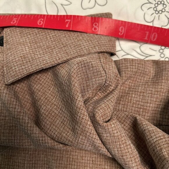 NWT Men’s Long Sleeve Button Down Classic Moisture Wicking Brown Shirt-Large - Picture 10 of 15